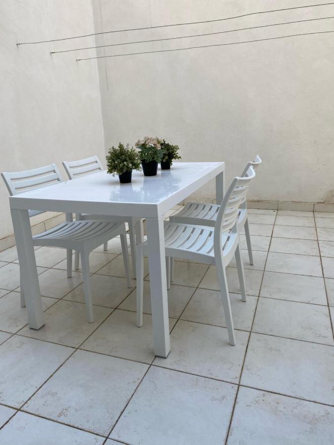 Modern 2 Bedroom Apartment Msida Eksteriør bilde